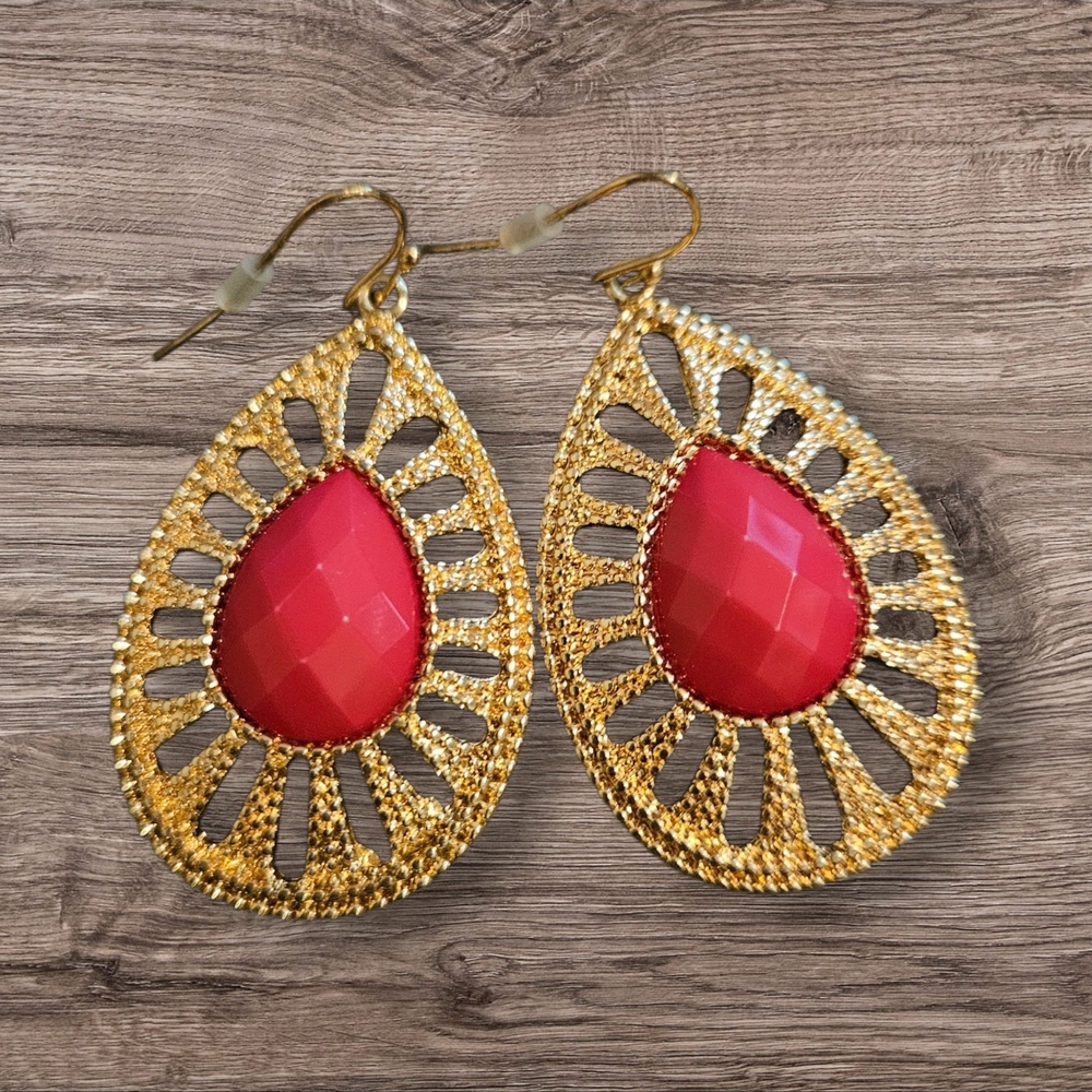 Elegant Gold and Red Teardrop Earrings